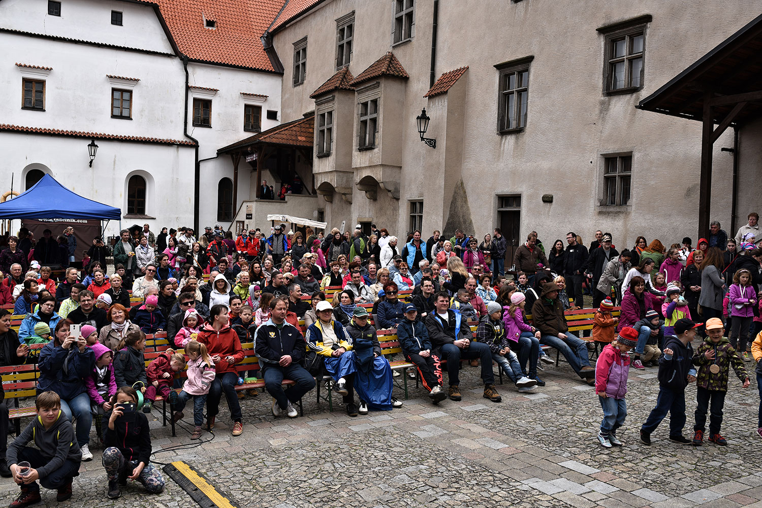 Do Strakonic se koncertem Jaroslava Uhlíře na chvíli vrátila pohoda