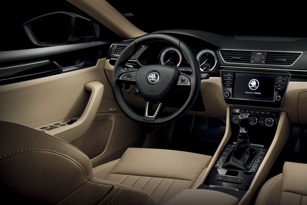 Interiér vozu ŠKODA Superb