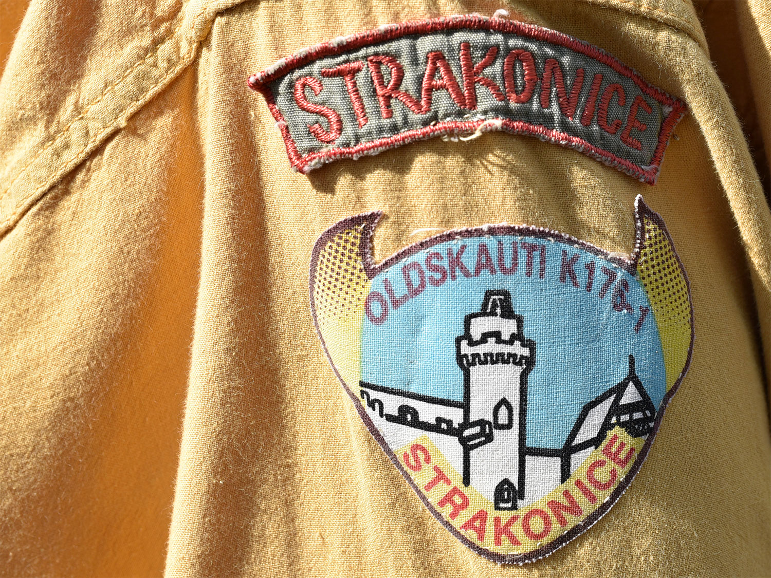 Pietní akt u pomníku Na Dubovci k 71. výročí osvobození od fašismu – strakoničtí skauti