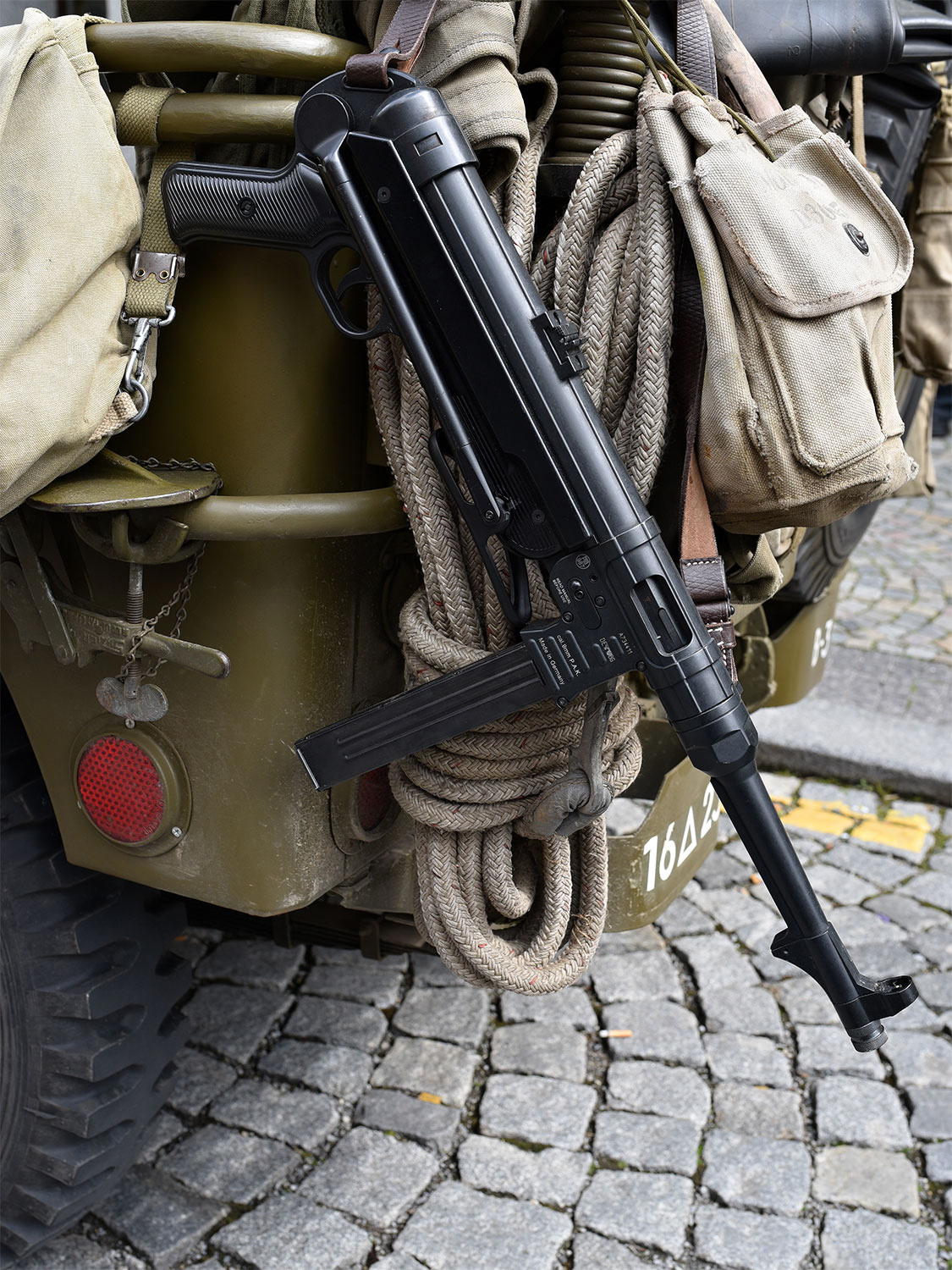 Příjezd historickývh vozidel Convoy of Liberty do Strakonic