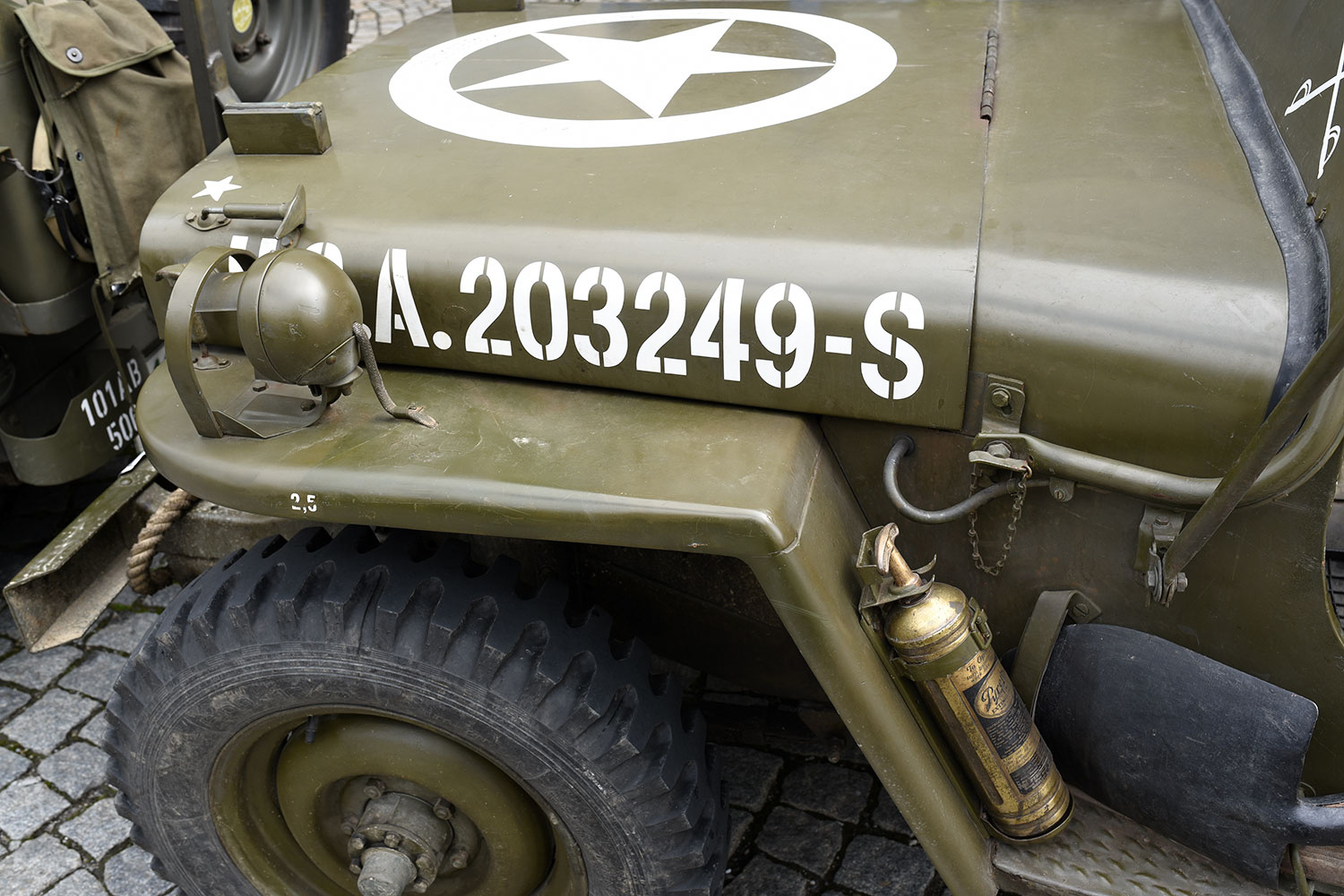 Příjezd historickývh vozidel Convoy of Liberty do Strakonic
