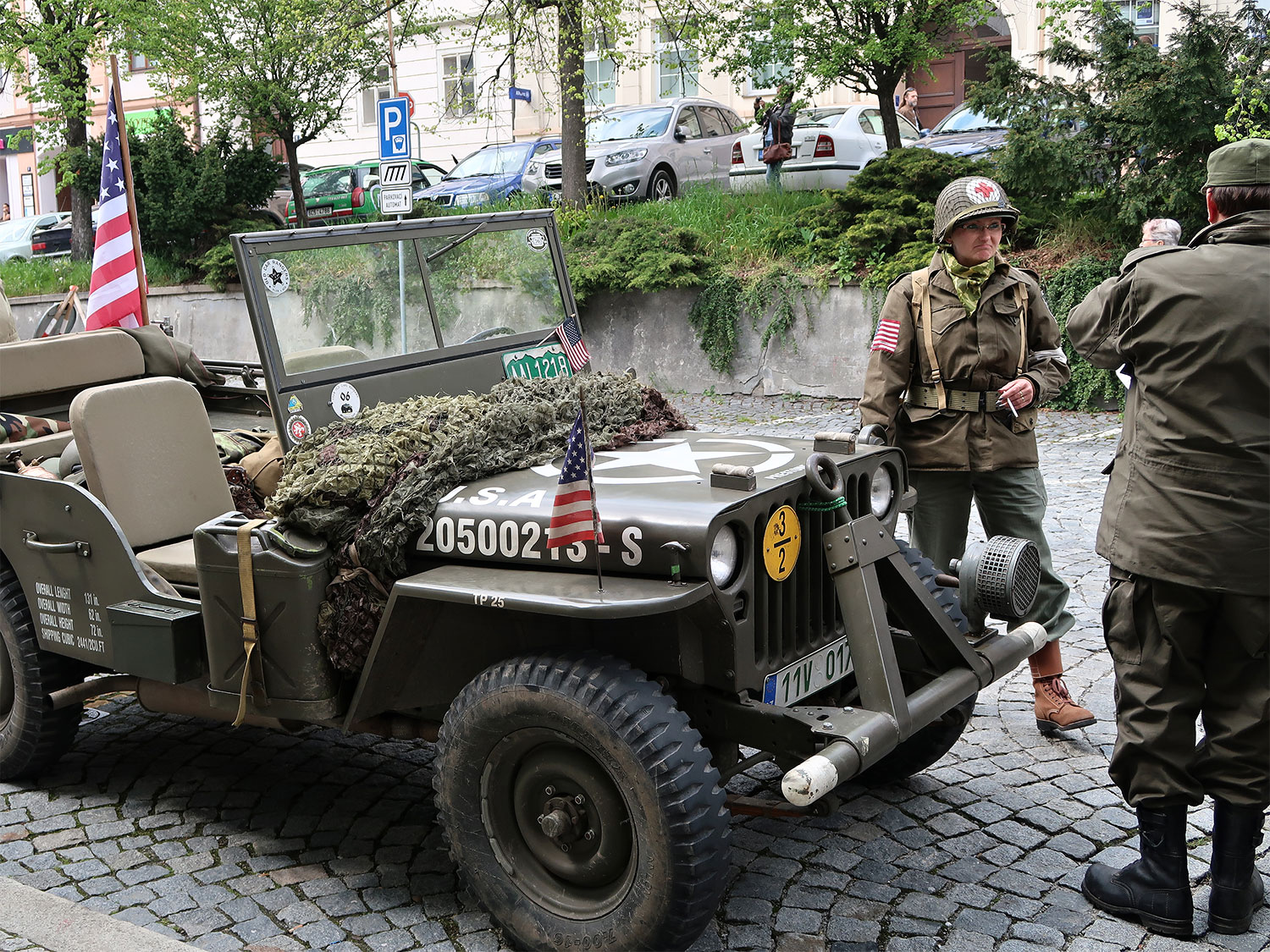 Příjezd historickývh vozidel Convoy of Liberty do Strakonic