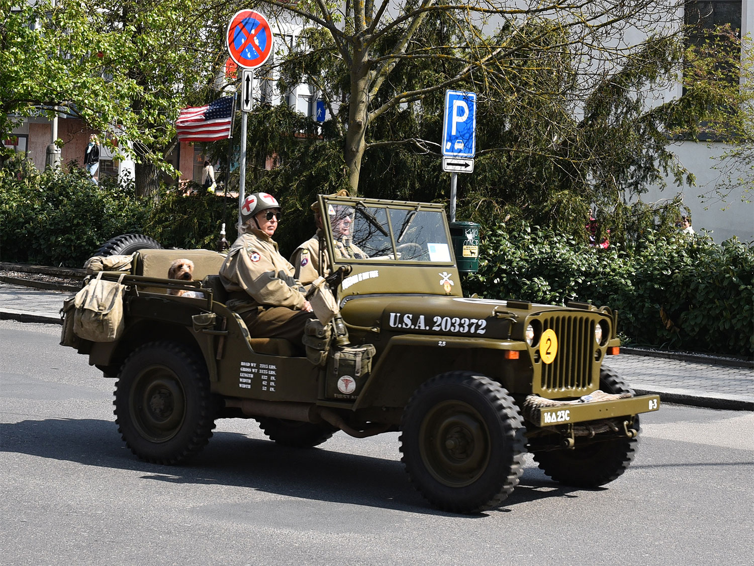 Příjezd historickývh vozidel Convoy of Liberty do Strakonic