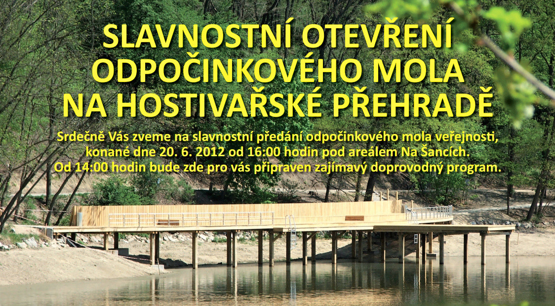 Odpočinkové molo na Hostivařské přehradě z doby jejího slavnostního otevření v roce 2012 – před napuštěním přehrady po její rekonstrukci