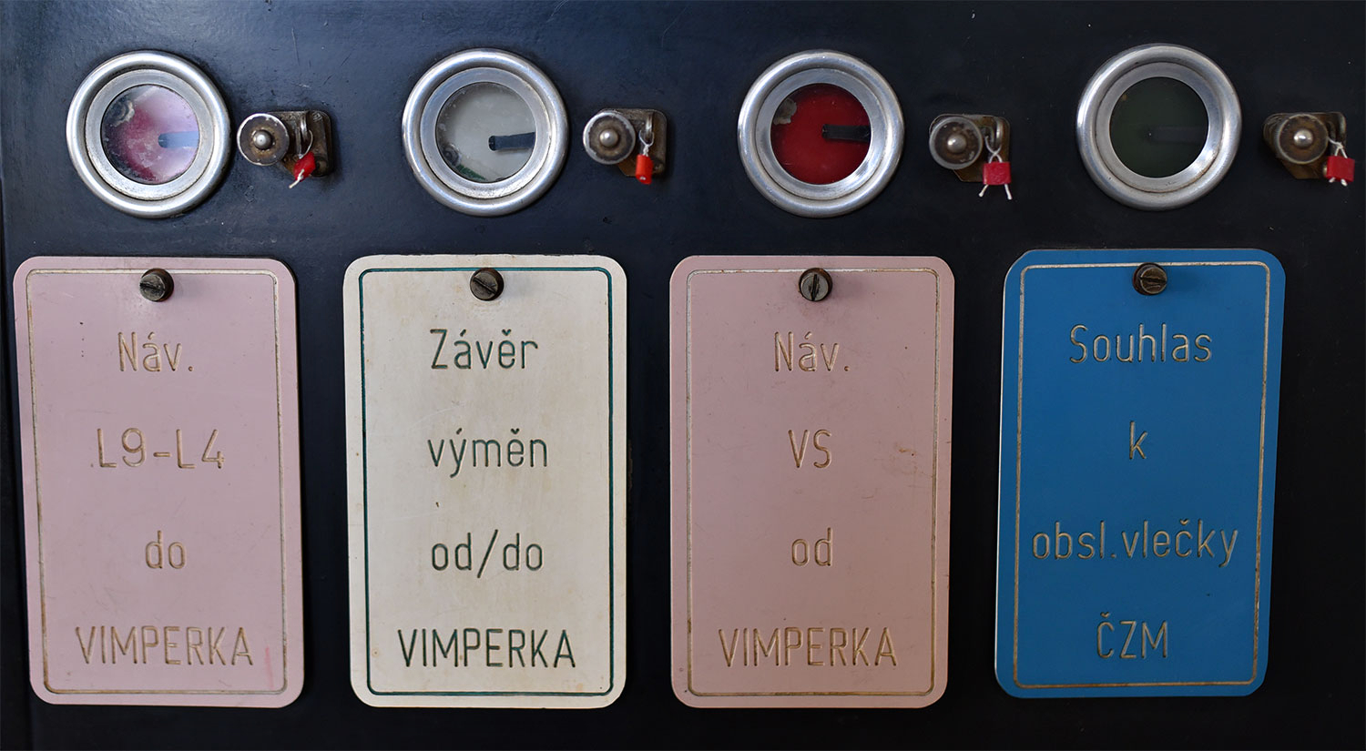Vyřazené elektromechanické zabezpečovací zařízení ze žst. Strakonice
