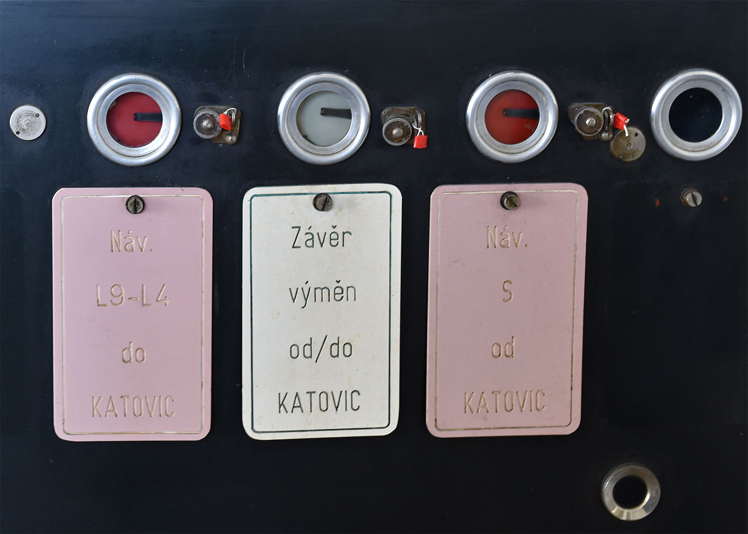 Vyřazené elektromechanické zabezpečovací zařízení ze žst. Strakonice