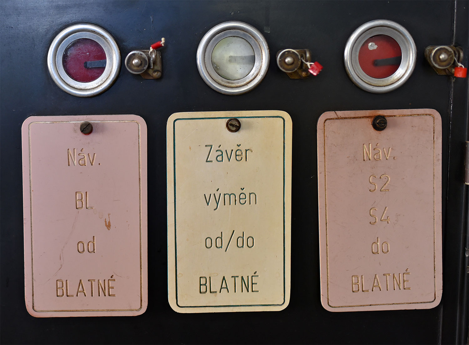 Vyřazené elektromechanické zabezpečovací zařízení ze žst. Strakonice
