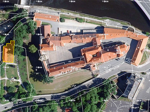 Objekt Jedárna na katastrální mapě – vlevo od strakonického hradu